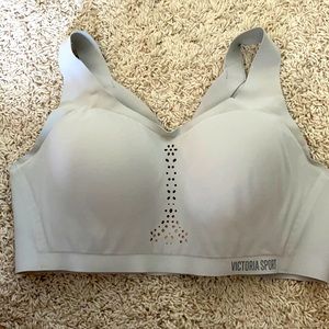 Victoria Secret Sports Bra. 36D. Gently worn